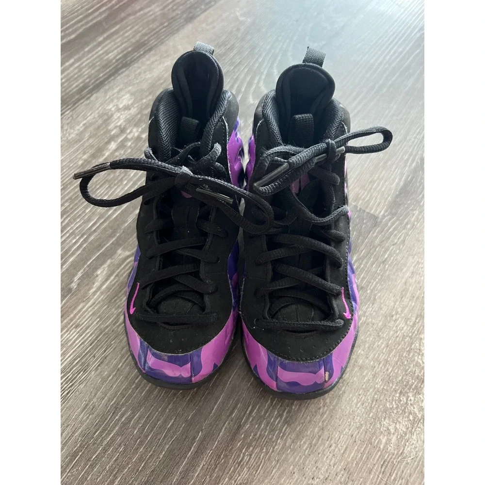 Nike Little Posite One Kids 11C Purple Camo Basketball Shoes 843755-012
